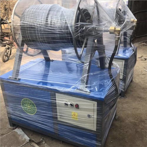 遼寧遼陽建筑工地創(chuàng)新應(yīng)用塔吊噴淋技術(shù)，助力綠色施工與揚塵治理